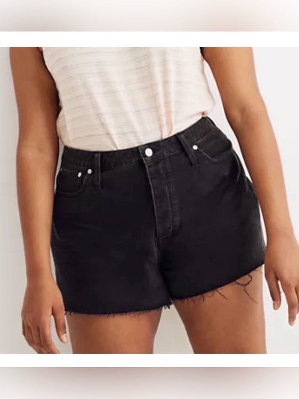 Madewell dad jean short in black wash